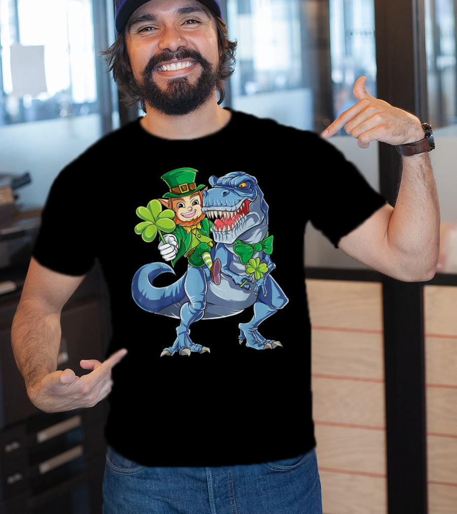 Leprechaun With Shamrock And Bowtie Riding T-Rex Dinosaur T-Shirt