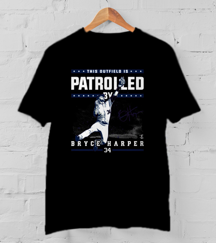 Bryce Harper Patrolling This Outfield Catch Action T-Shirt