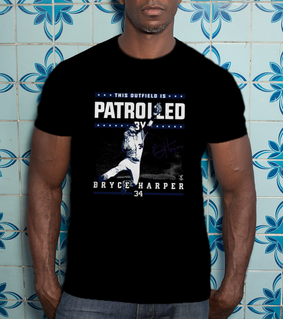 Bryce Harper Patrolling This Outfield Catch Action T-Shirt