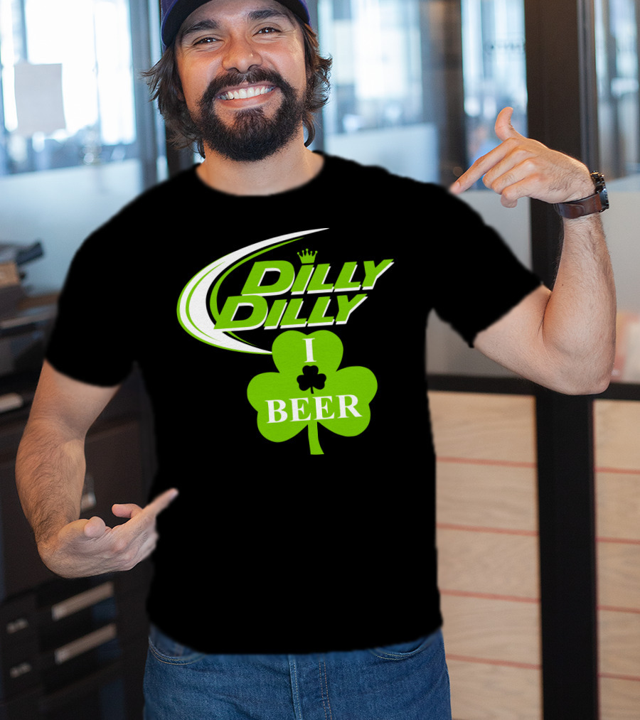 Dilly Dilly I Shamrock Beer Green Clover With Crown T-Shirt
