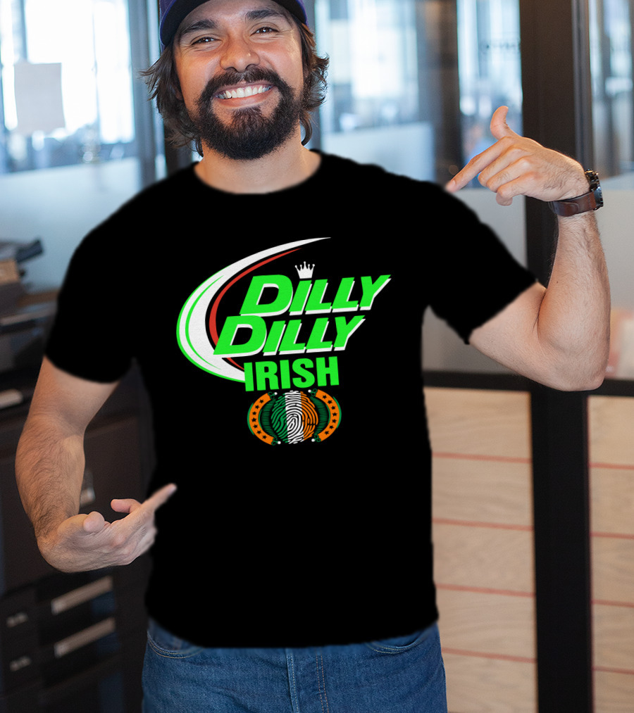 Dilly Dilly Irish St Patrick's Day With Irish Flag And Crown Motif T-Shirt