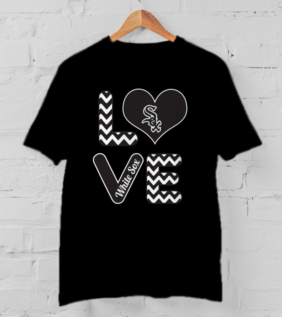 Love Chicago White Sox Heart Logo Baseball Fans T-Shirt