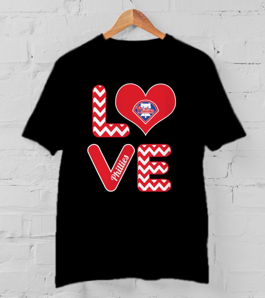Love Phillies Heart Design For Philadelphia Baseball Fans T-Shirt