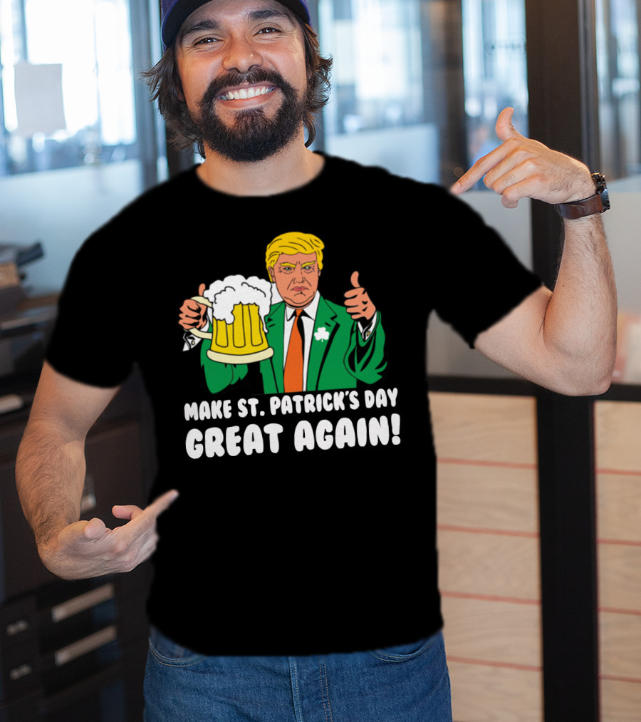 Make St. Patrick's Day Great Again Trump Thumbs Up Beer Mug T-Shirt