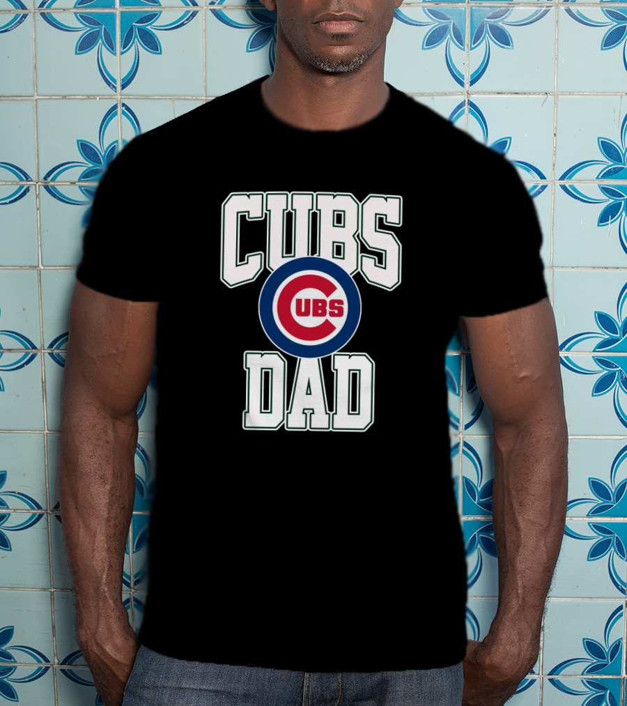 Chicago Cubs Dad With Team T-Shirt