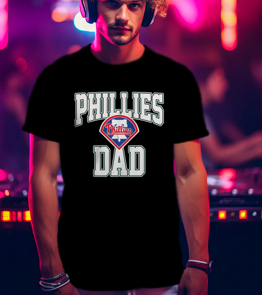 Philadelphia Phillies Dad Vintage Logo Lover T-Shirt