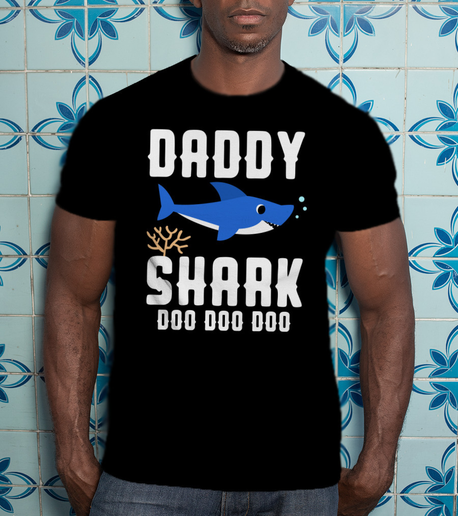Daddy Shark Doo Doo Doo From Son Daughter Family Gift T-Shirt