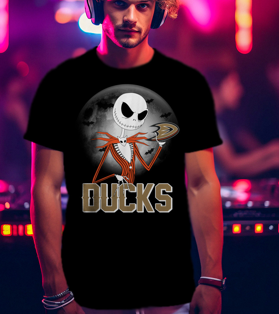 Jack Skellington Anaheim Ducks Halloween Moon And Bats T-Shirt