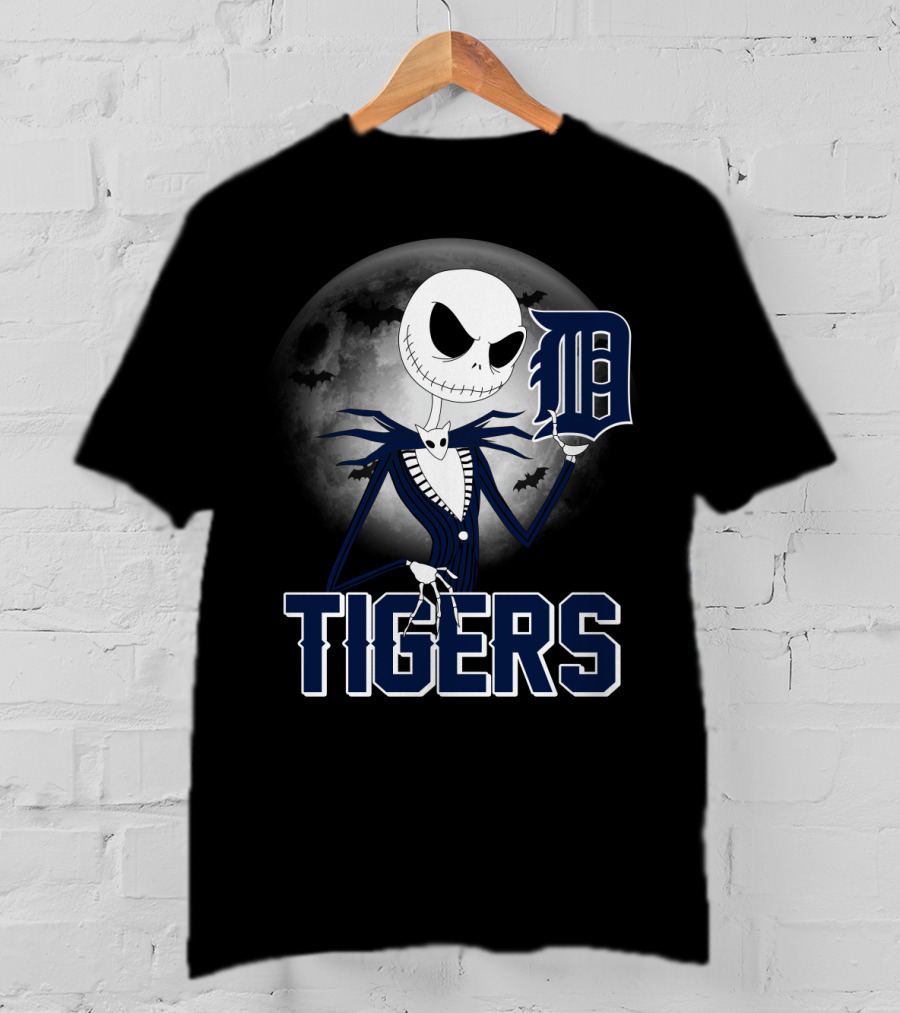 Jack Skellington Detroit Tigers Halloween Moon Scene T-Shirt