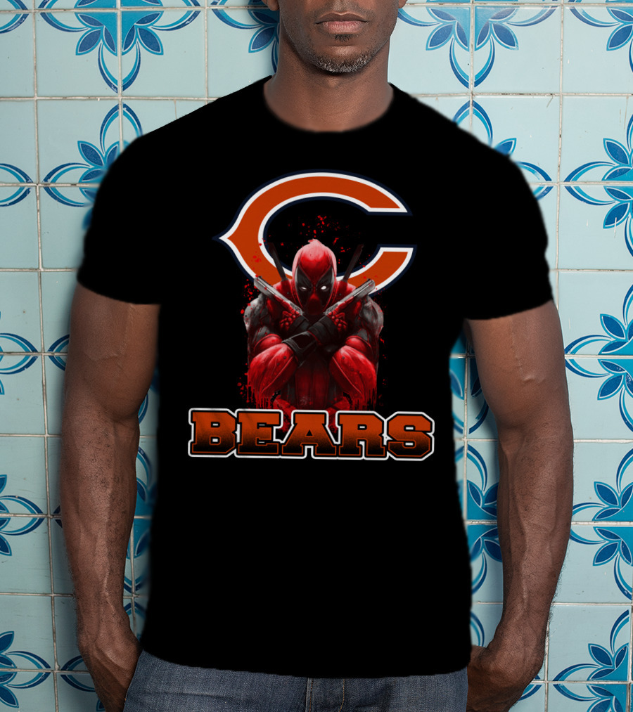 Chicago Bears Deadpool Crossover Fan Favorite T-Shirt