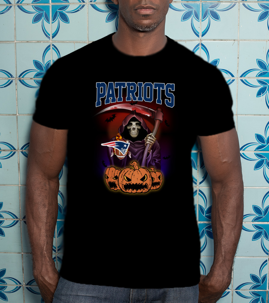 Patriots Grim Reaper With Scythe And Pumpkins New England Football T-Shirt