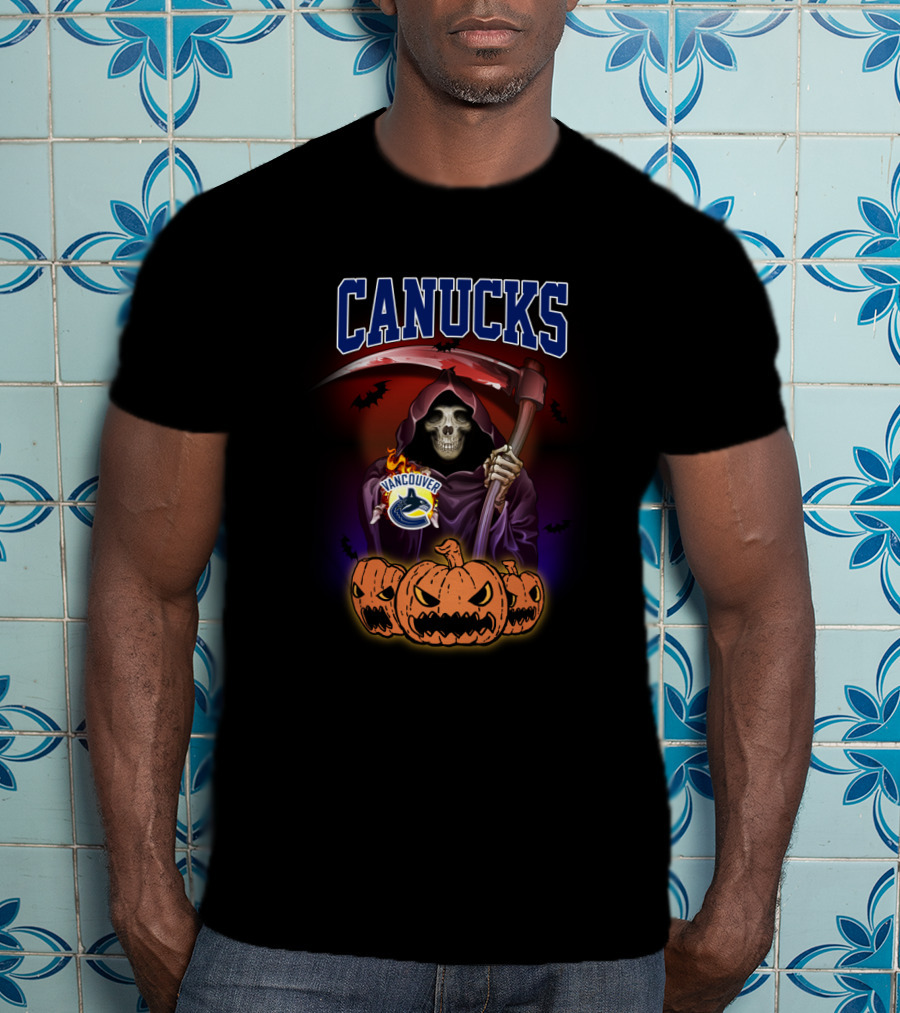 Vancouver Canucks Halloween Reaper With Scythe And Pumpkin Trio T-Shirt