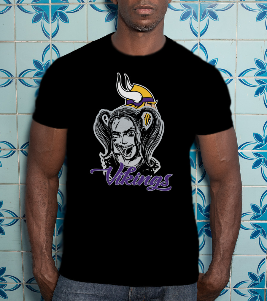 Harley Quinn Smiling With Minnesota Vikings Logo And Vikings T-Shirt