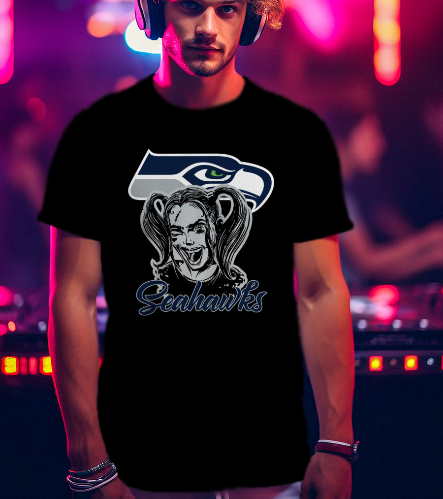 Harley Quinn And Seattle Seahawks Enthusiasts T-Shirt