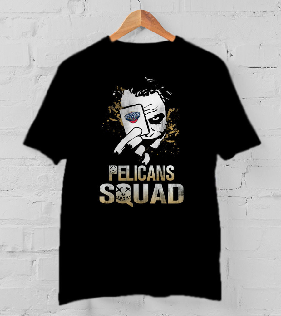 Pelicans Squad Joker Holding New Orleans Pelicans Card T-Shirt
