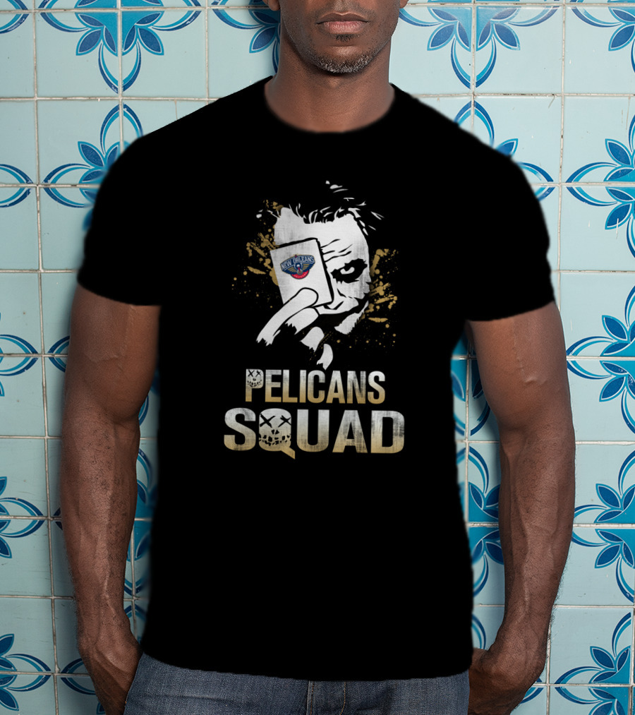 Pelicans Squad Joker Holding New Orleans Pelicans Card T-Shirt