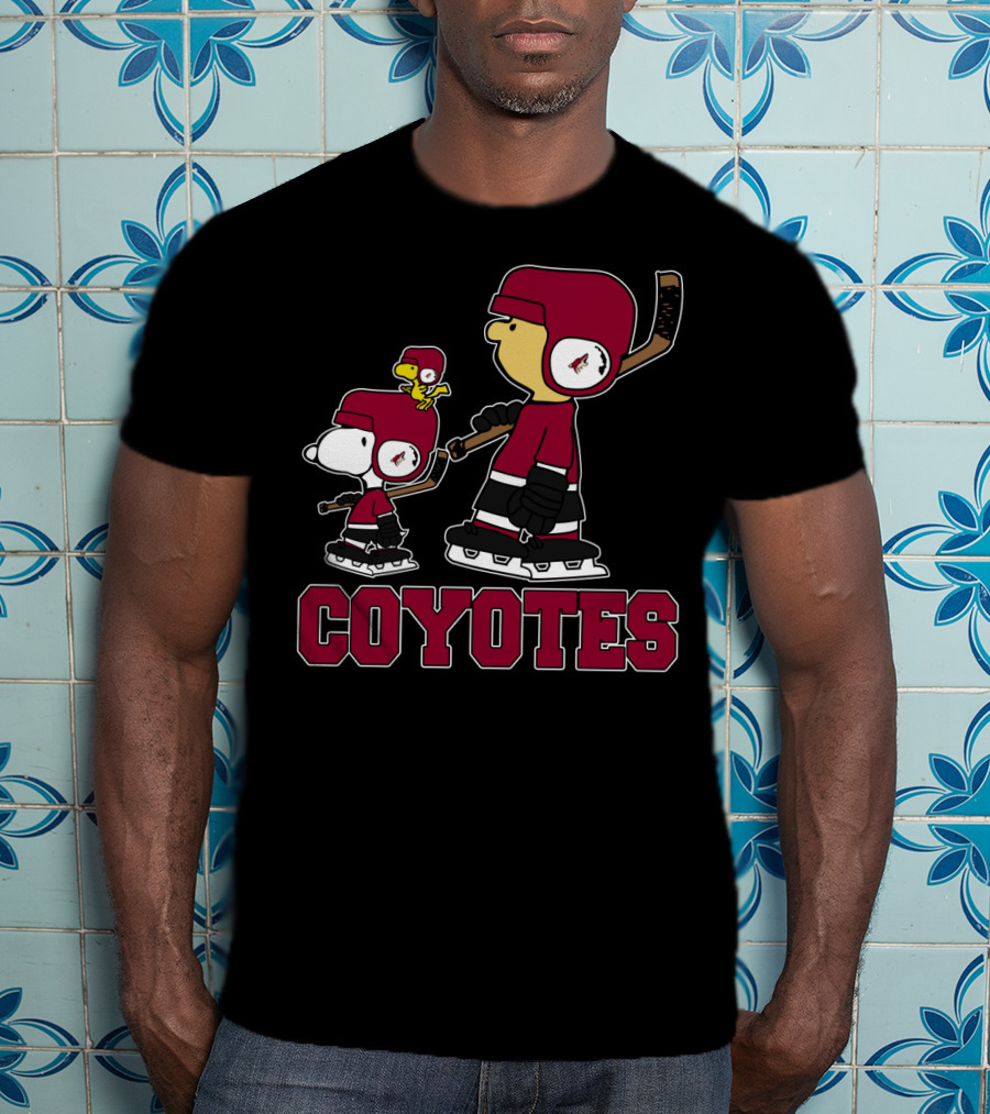 Snoopy Ice Hockey Coyotes Fans Peanuts Arizona Nhl Team T-Shirt