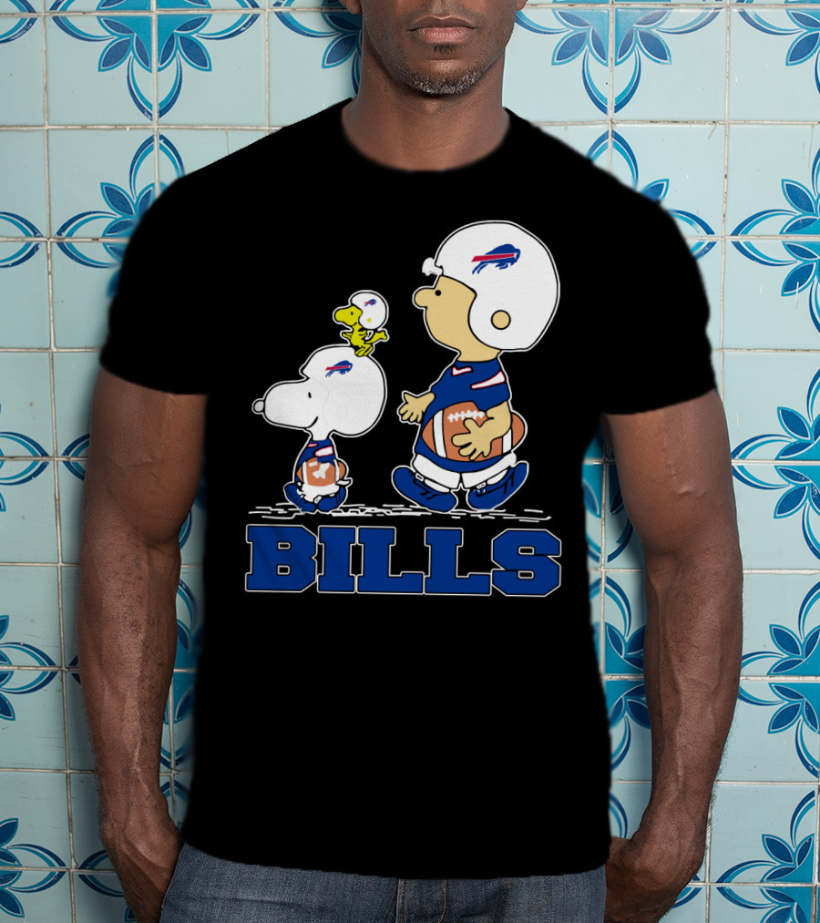Snoopy Woodstock And Charlie Brown Buffalo Bills Fans Football Helmets T-Shirt