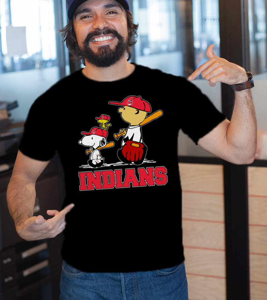 Snoopy Woodstock Cleveland Indians Baseball Fans T-Shirt