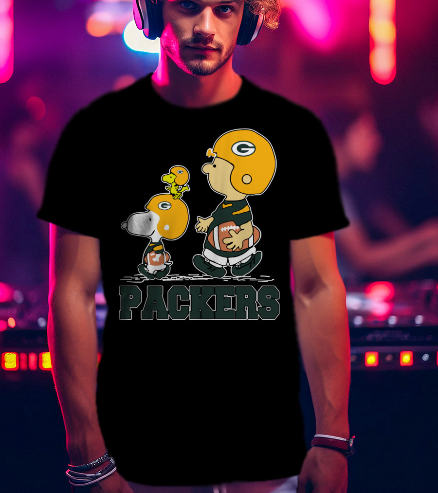 Packers Snoopy And Woodstock Football Fans T-Shirt