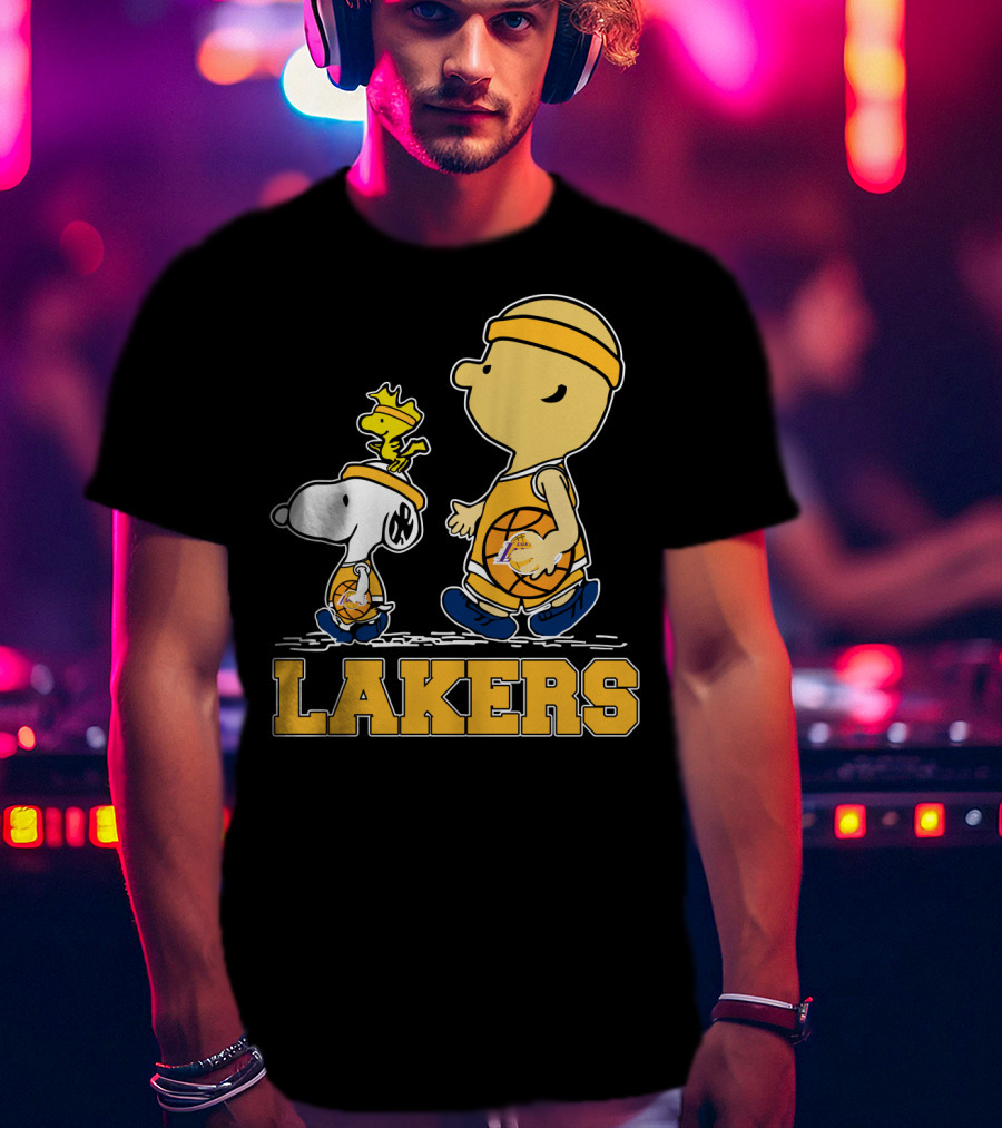Snoopy And Woodstock With Basketballs For Los Angeles Lakers Fans T-Shirt