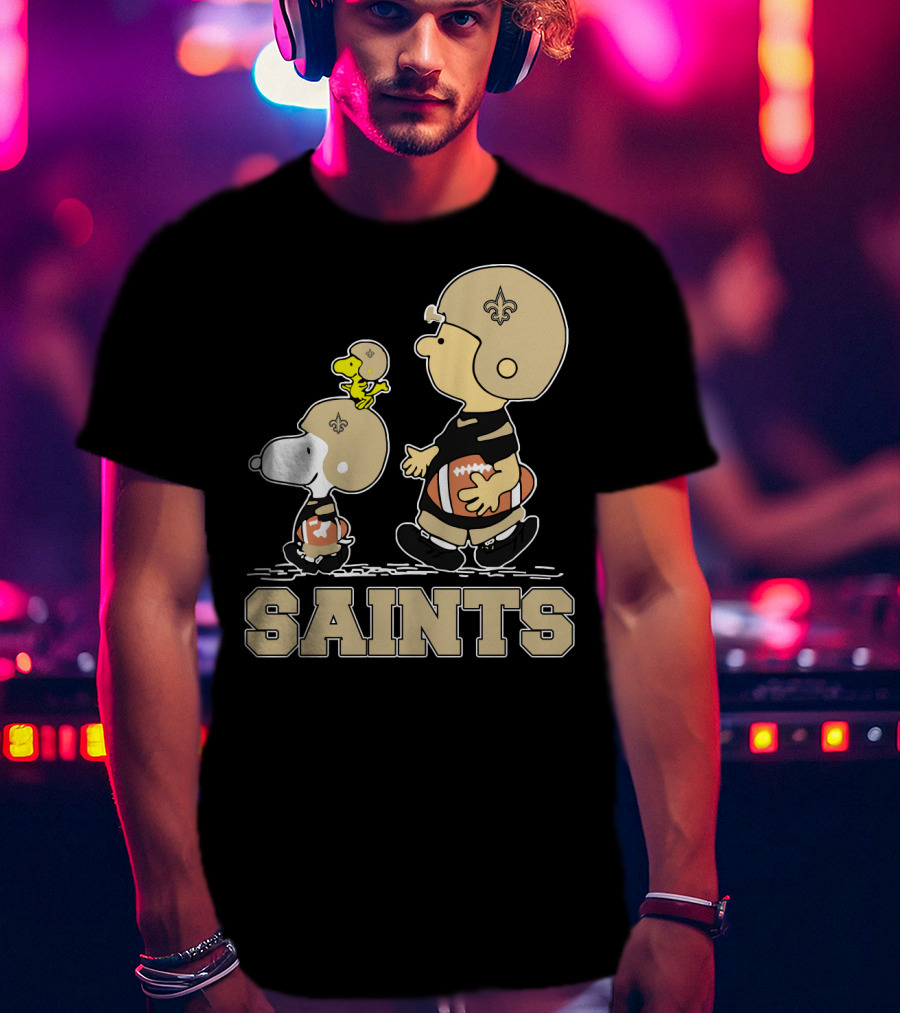 Snoopy Woodstock Charlie Brown New Orleans Saints Fans T-Shirt