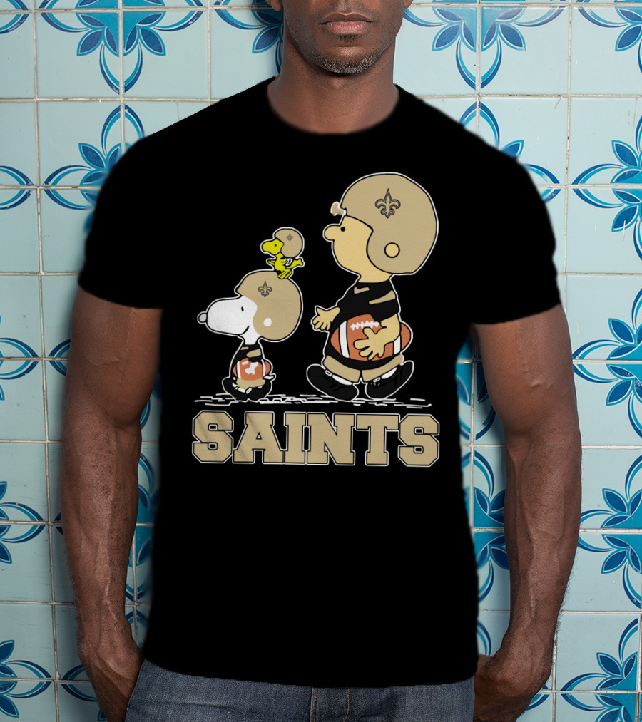 Snoopy Woodstock Charlie Brown New Orleans Saints Fans T-Shirt