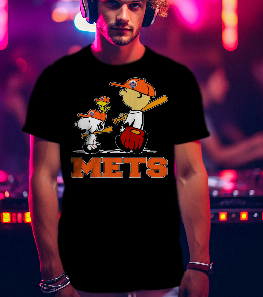 Snoopy Woodstock And New York Mets Baseball Fans T-Shirt