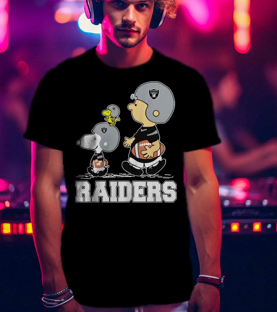 Snoopy And Peanuts Characters As Raiders Football Fans T-Shirt