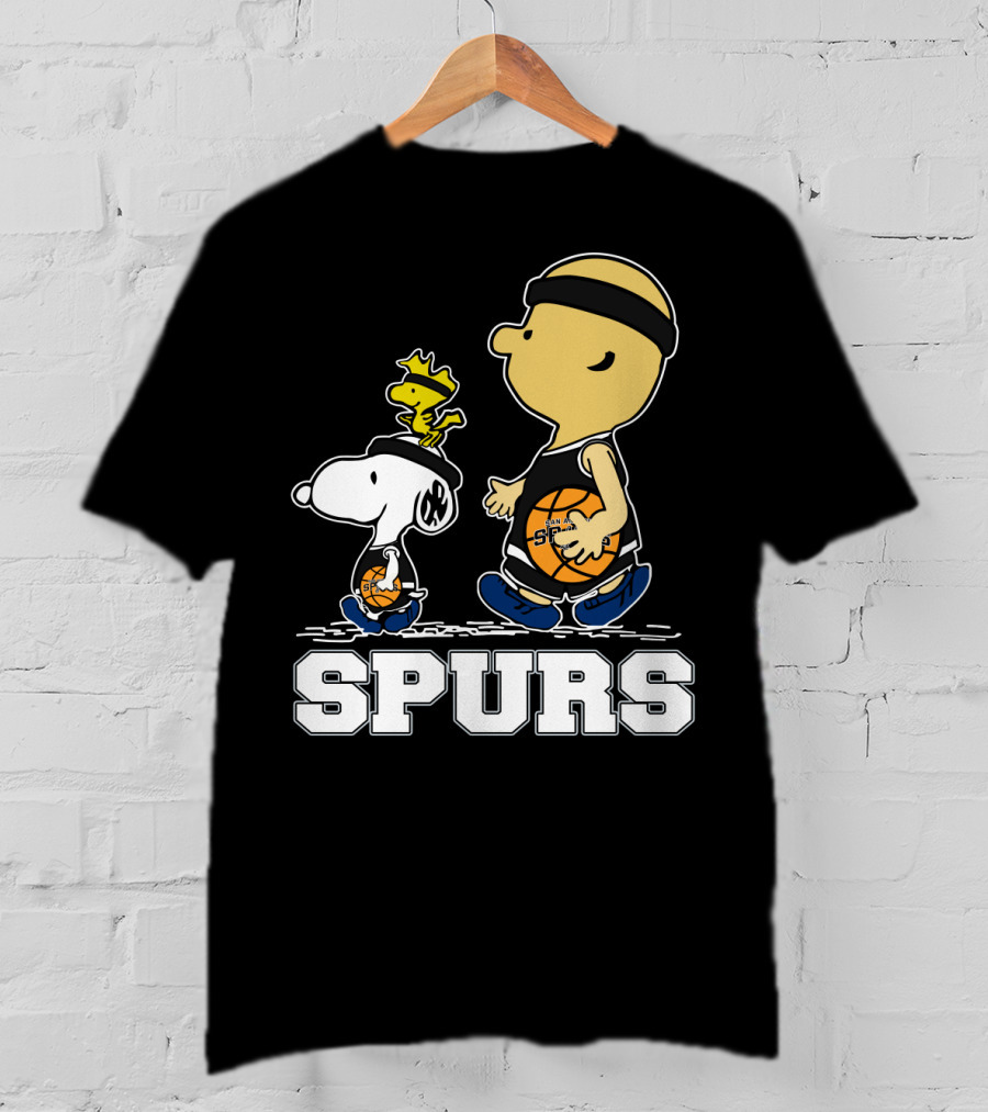 Snoopy Woodstock Basketball San Antonio Spurs Fans T-Shirt