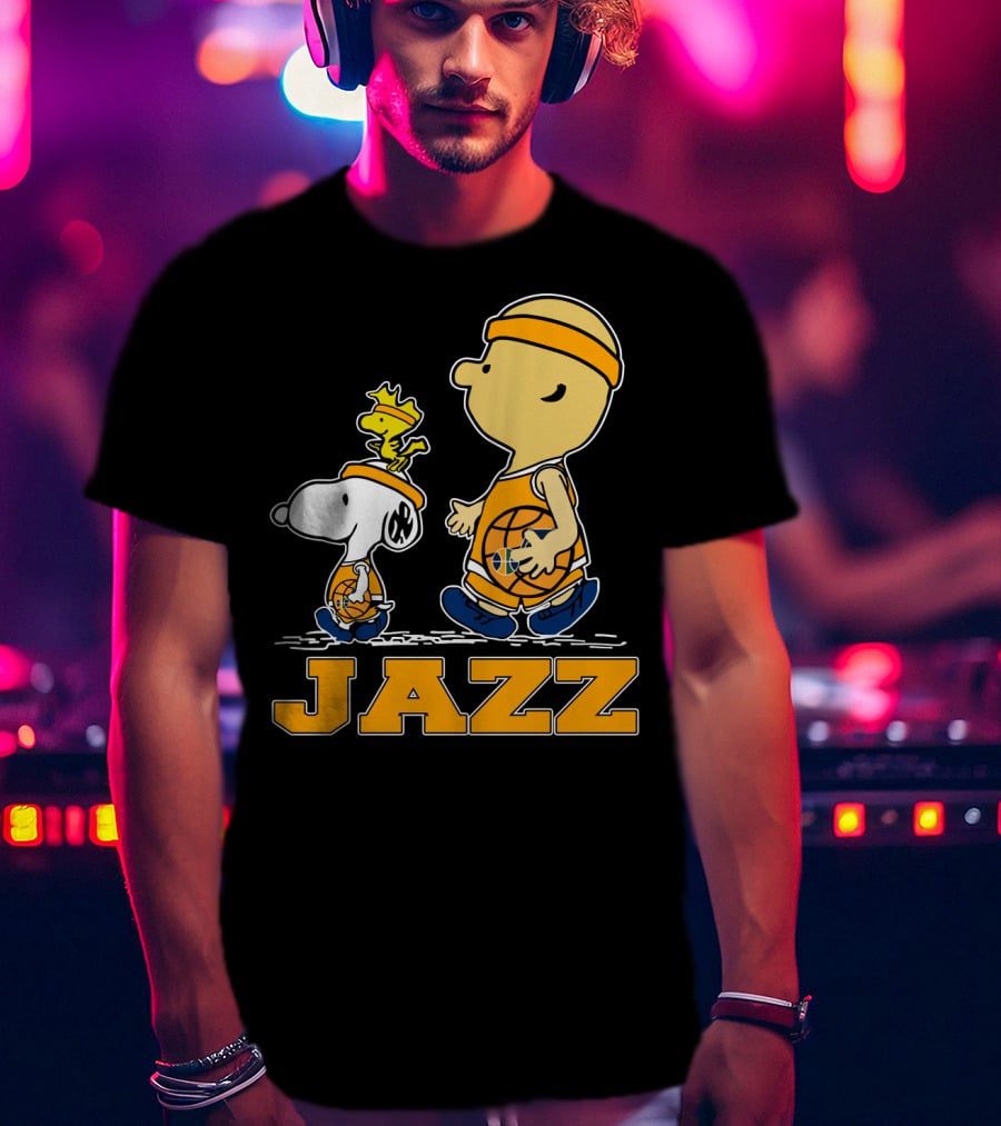 Snoopy And Woodstock With Basketball For Utah Jazz Fans T-Shirt