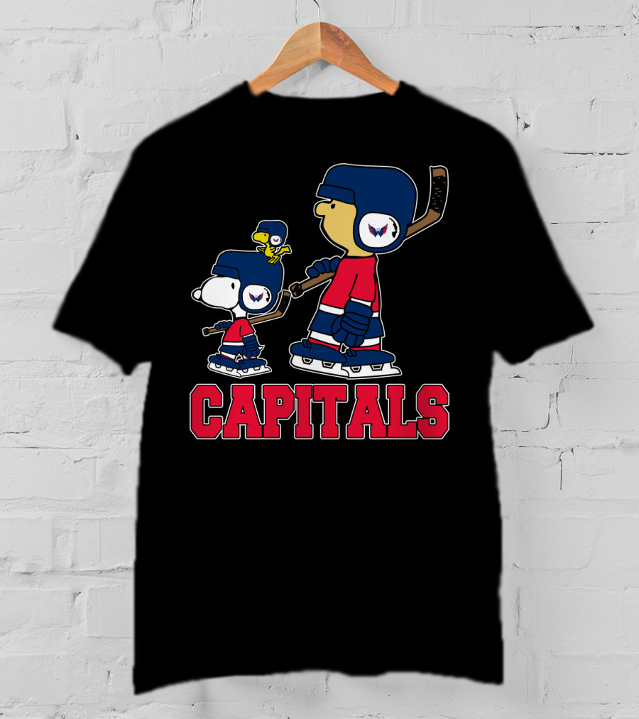 Snoopy And Woodstock With Washington Capitals Hockey Fan Gear T-Shirt