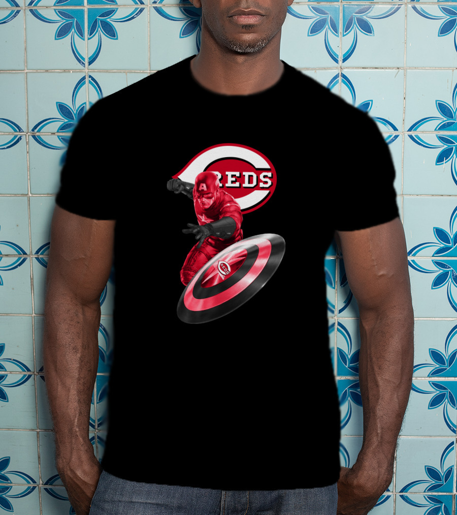 Cincinnati Reds Captain America Crossover Fan T-Shirt