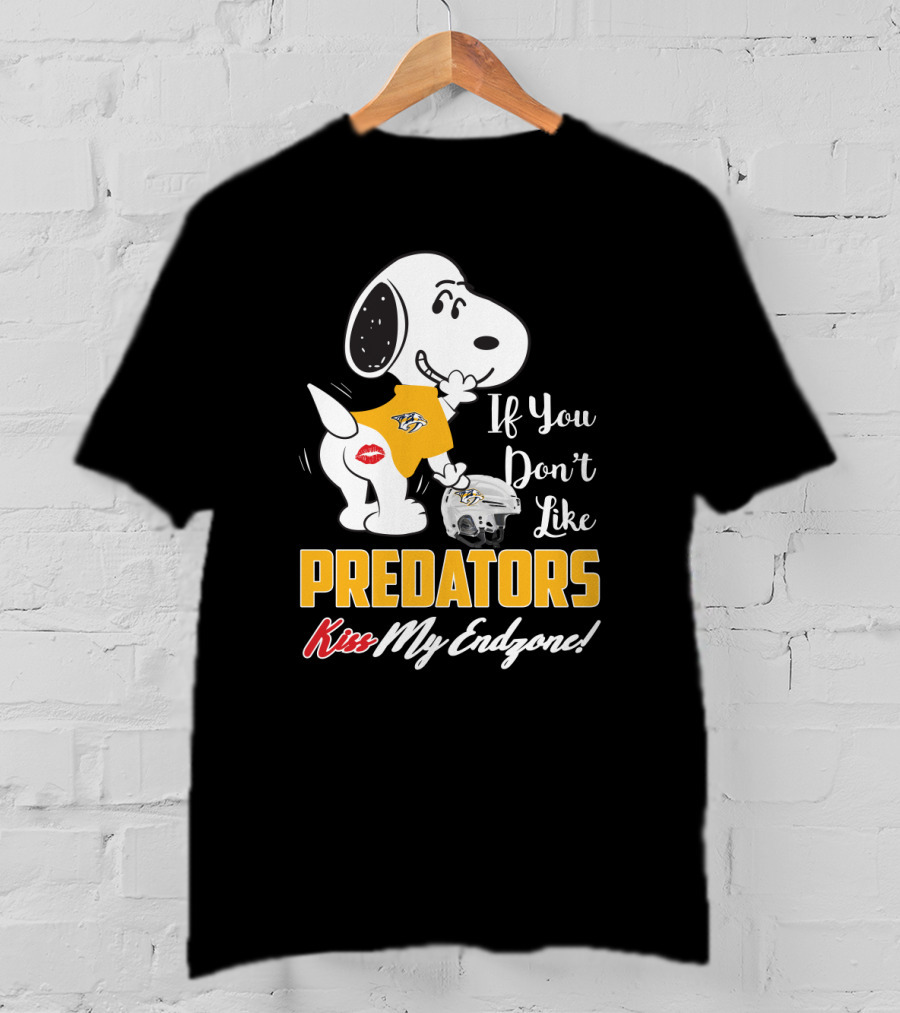 Snoopy If You Don't Like Predators Kiss My Endzone! T-Shirt