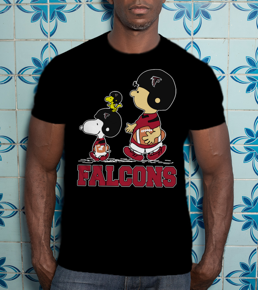 Snoopy And Peanuts Characters In Atlanta Falcons Football Gear T-Shirt