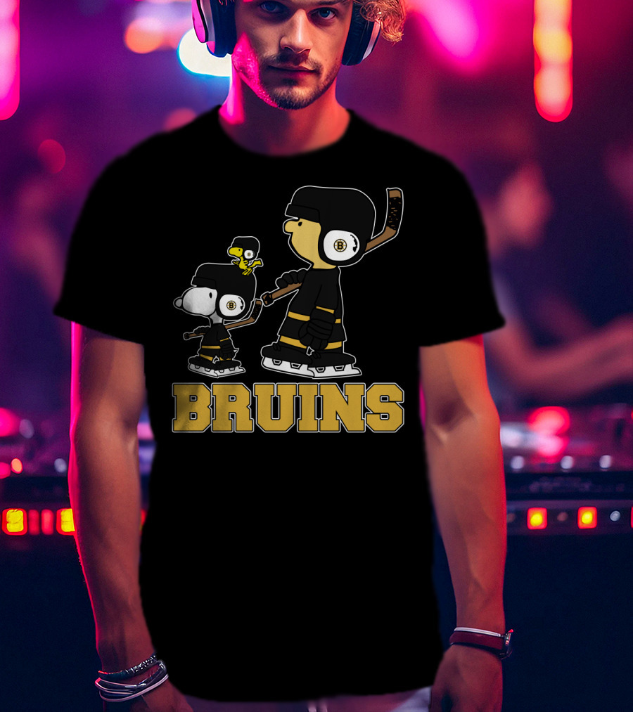 Snoopy Woodstock Boston Bruins Hockey Gear Fans T-Shirt
