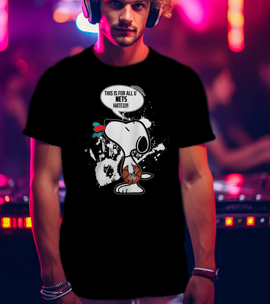 Snoopy Brooklyn Nets Fans Tongue Out Basketball Statement T-Shirt