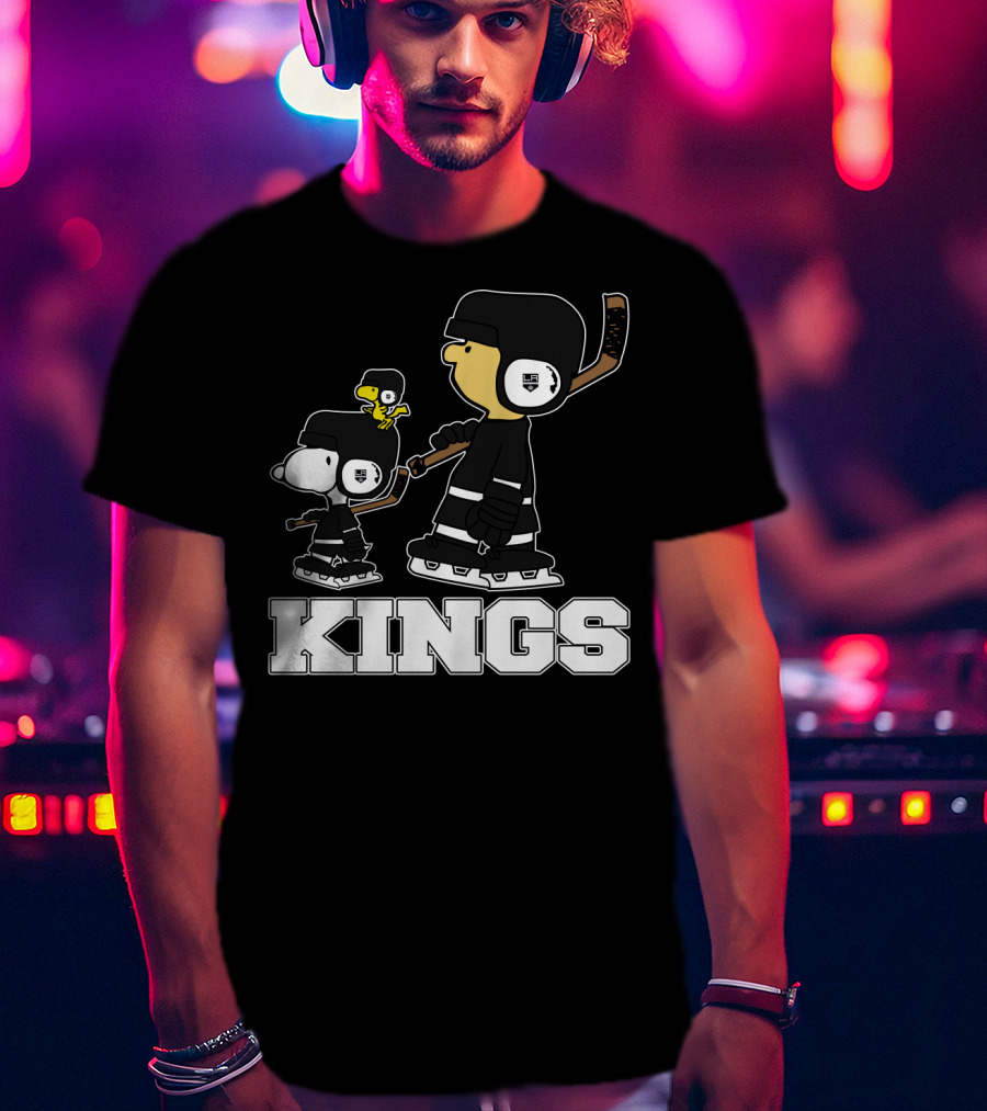 Snoopy And Woodstock Los Angeles Kings Hockey Fans T-Shirt