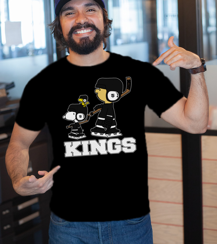 Snoopy And Woodstock Los Angeles Kings Hockey Fans T-Shirt