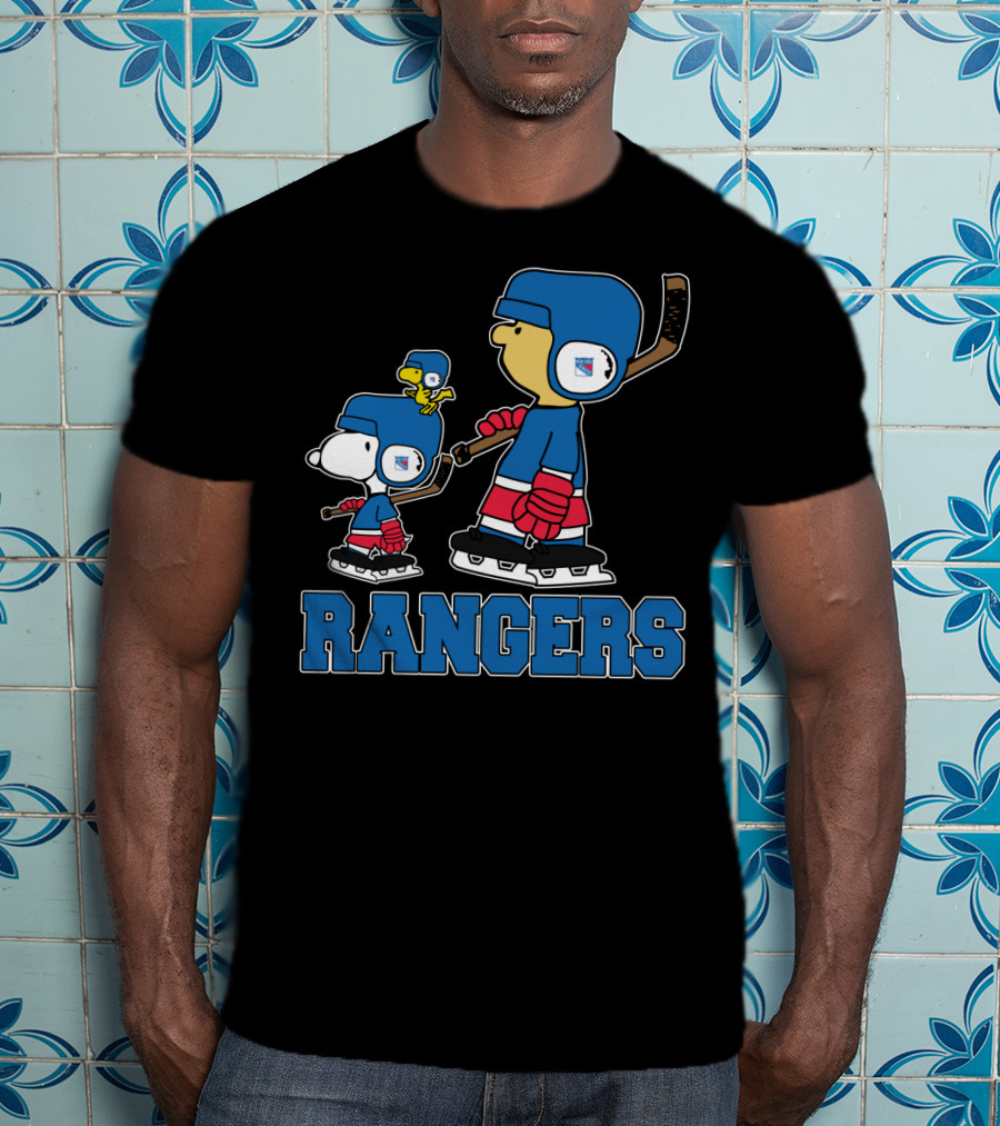 Snoopy And New York Rangers Fans Rangers Ice Hockey Skating With Woodstock And Friend T-Shirt