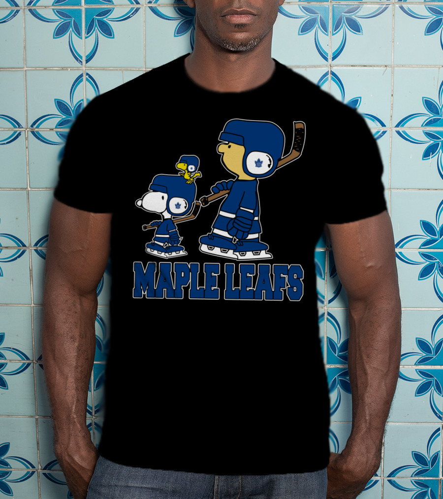 Snoopy And Woodstock With Toronto Maple Leafs Hockey Helmets And Ice Skates T-Shirt