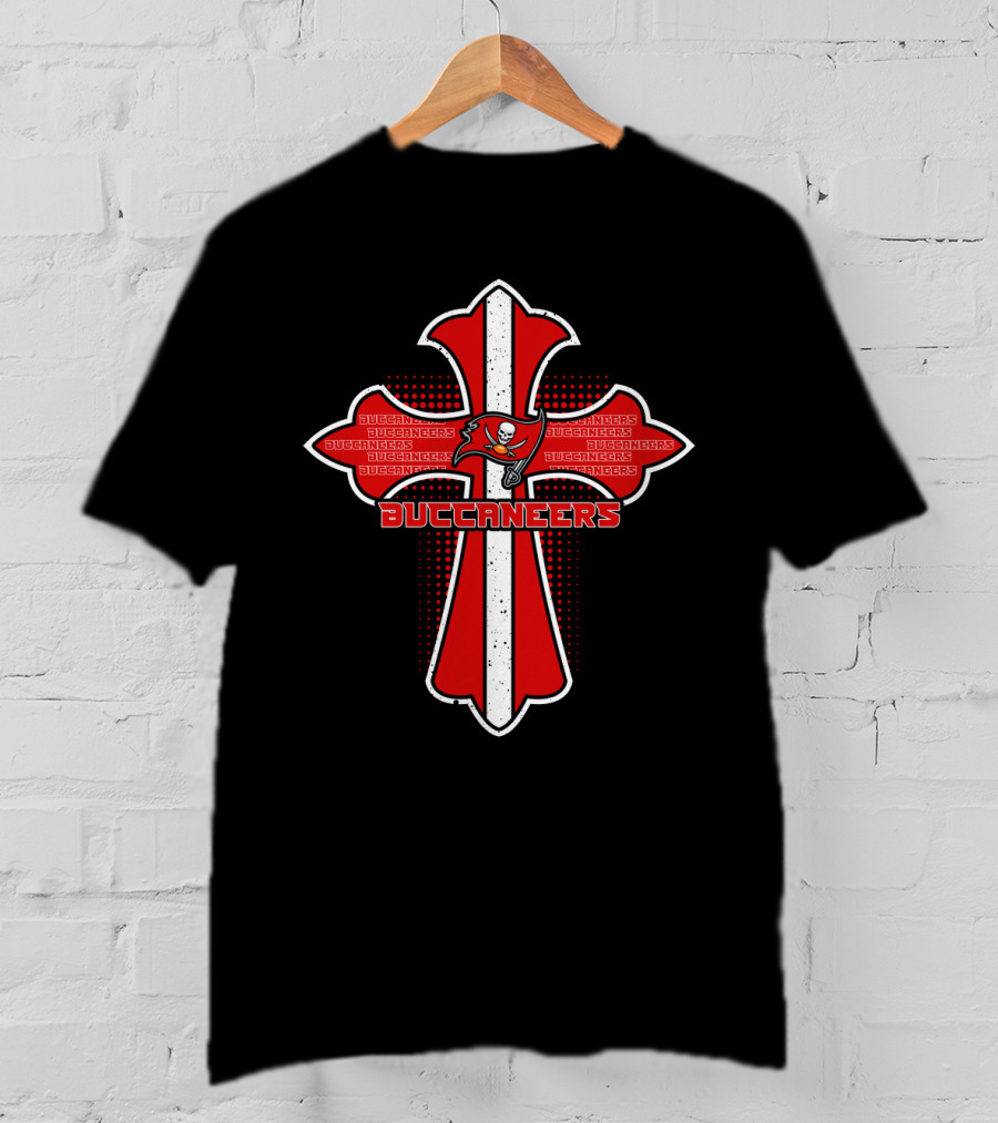 Buccaneers Cross Emblem With Tampa Bay Skull Flag T-Shirt