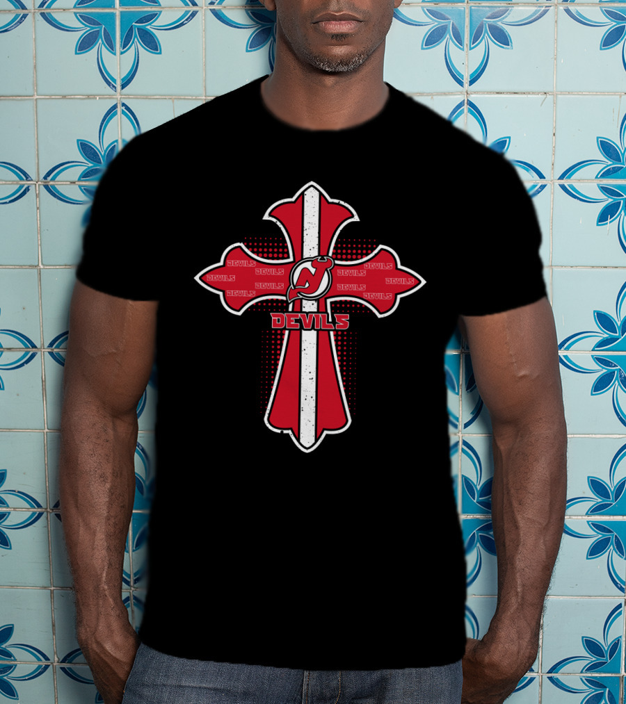 Cross For Jesus And New Jersey Devils Fans Devils T-Shirt