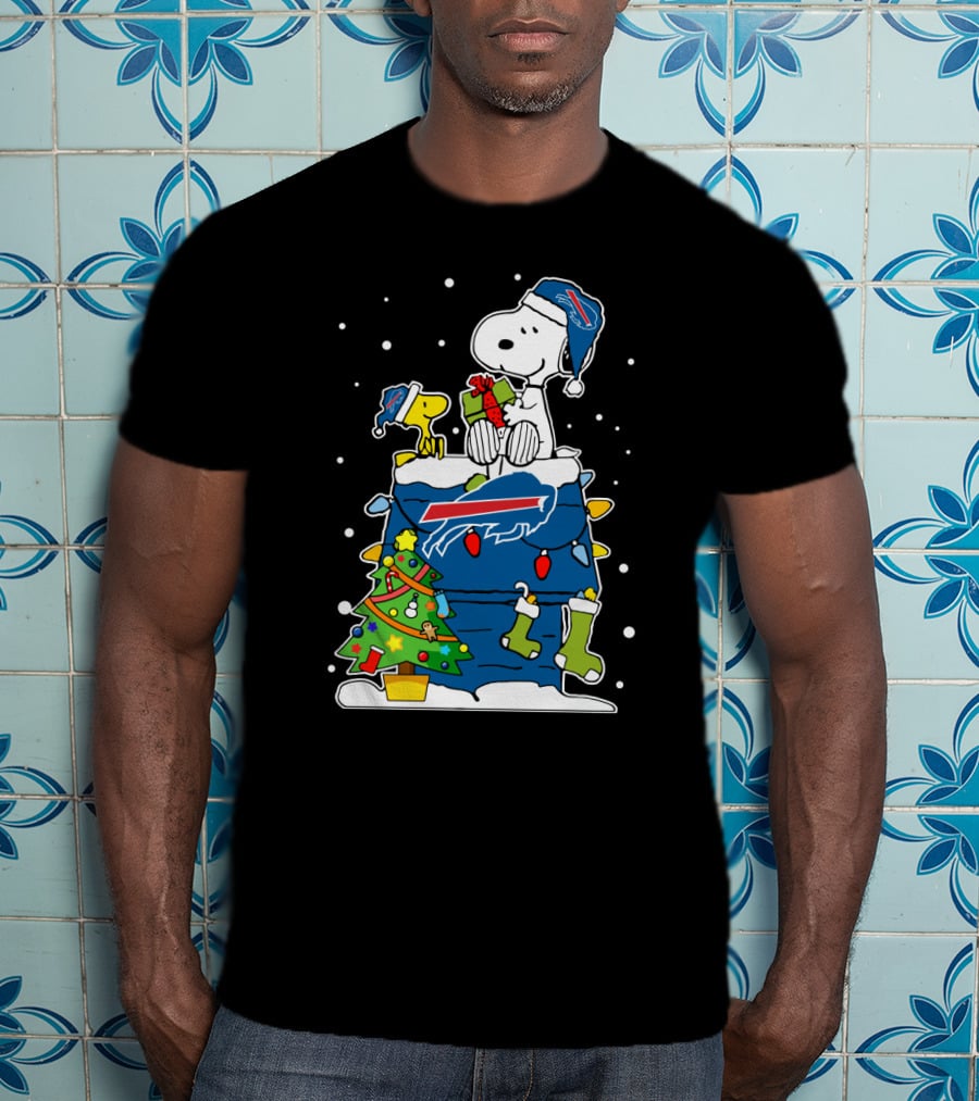 Buffalo Bills Snoopy Lover Christmas Doghouse Scene T-Shirt