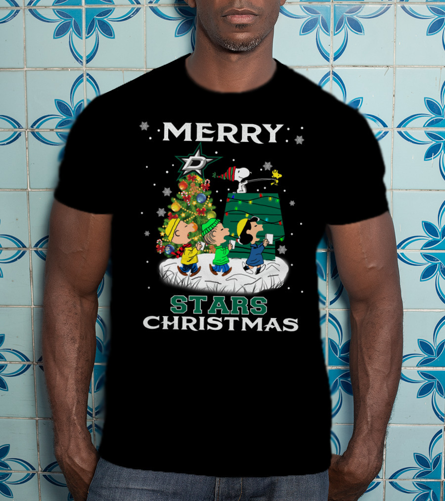 Merry Stars Christmas With Snoopy And Dallas Fans T-Shirt
