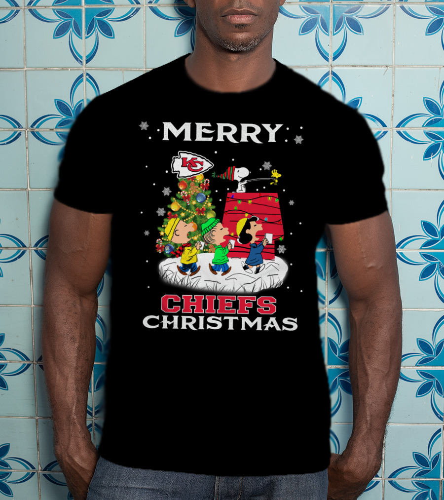 Merry Kansas City Chiefs Christmas Featuring Snoopy And Woodstock With Festive Tree T-Shirt