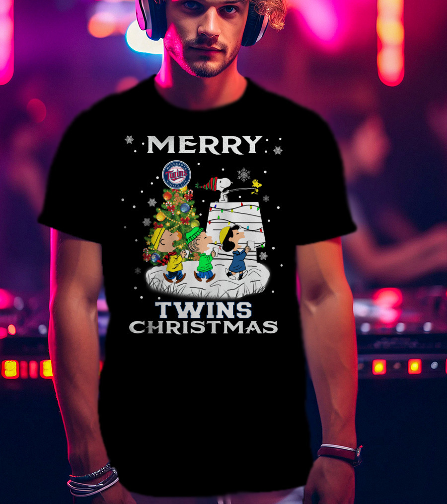Merry Minnesota Twins Christmas Snoopy Charlie Brown Tree Woodstock T-Shirt