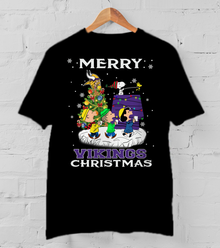 Merry Vikings Christmas With Snoopy And Friends T-Shirt