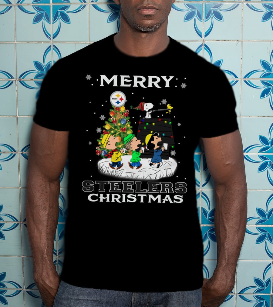 Merry Steelers Christmas Snoopy Peanuts Pittsburgh T-Shirt