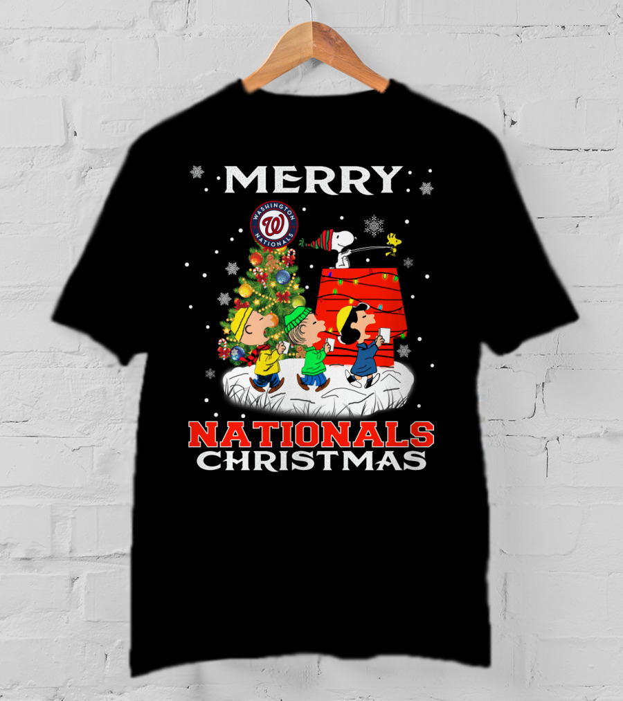 Merry Washington Nationals Christmas Snoopy With Tree And Snowflakes T-Shirt